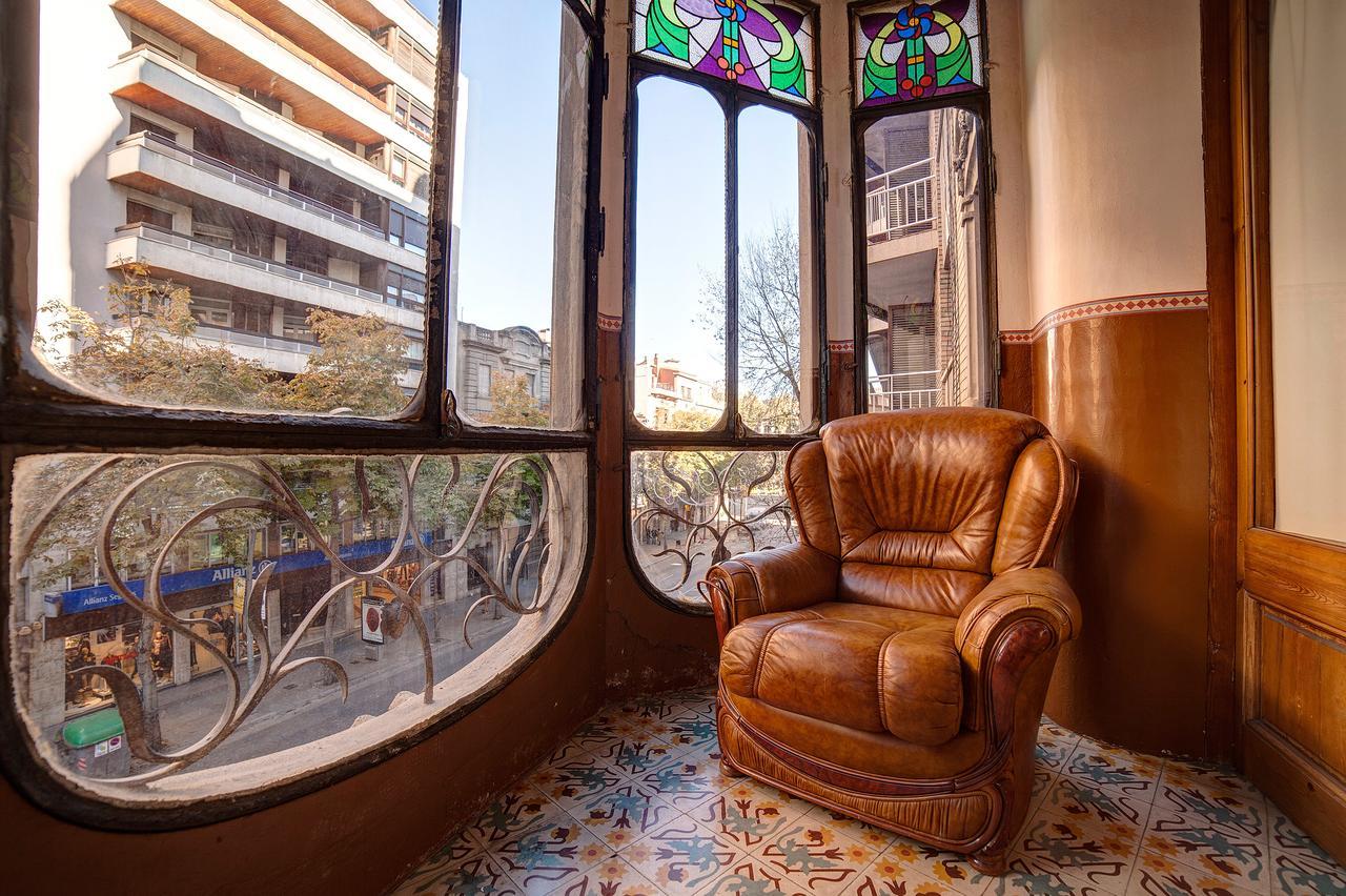 Bed In Girona Bed and Breakfast Buitenkant foto